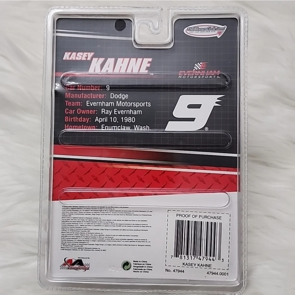 Kasey Kahne #9 NASCAR 1:64 Scale Stock Car Die-Cast Car 2007